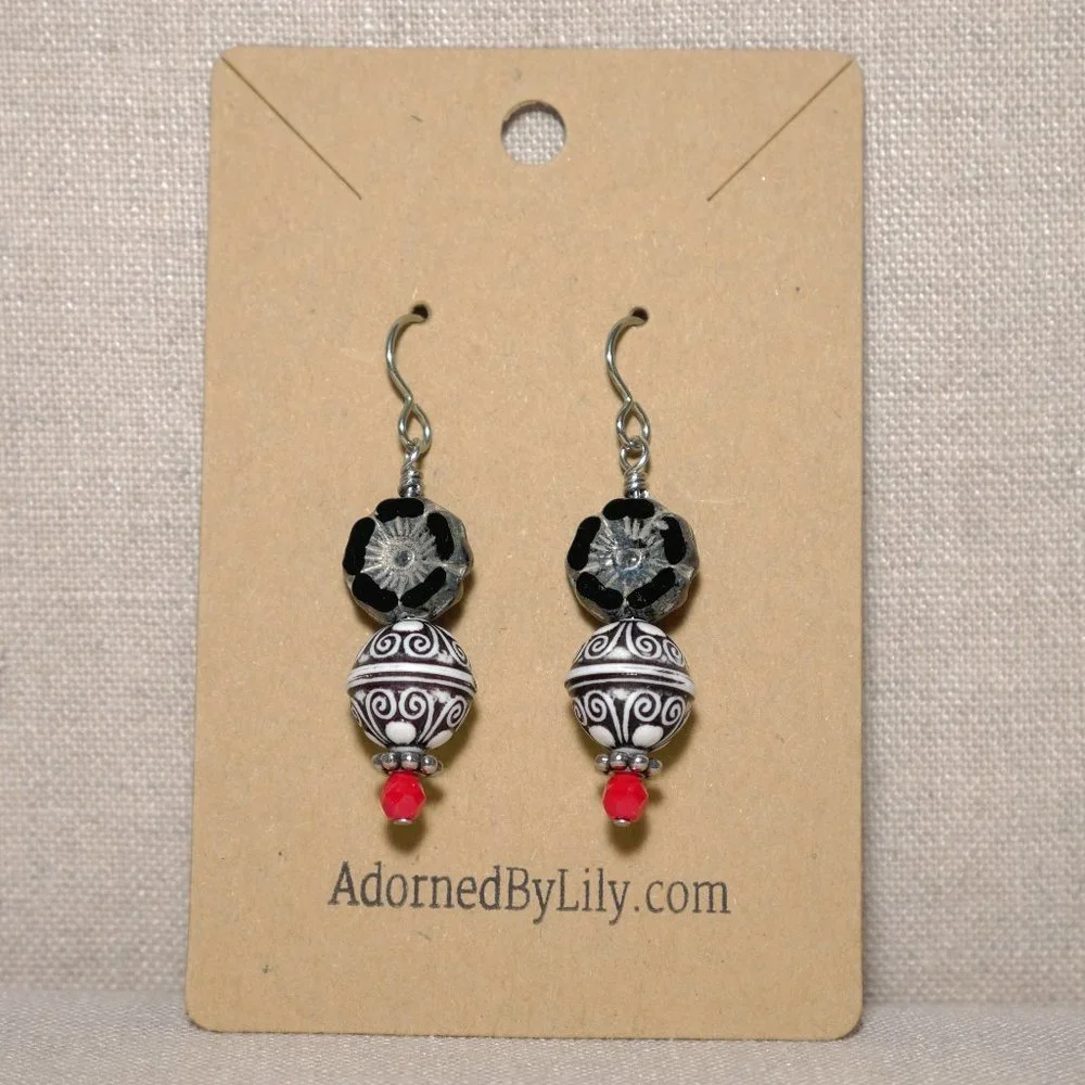 Hand Crafted Handmade Earrings Black, White, & Red Mexican-Inspired Earr… - Picture 2 of 4